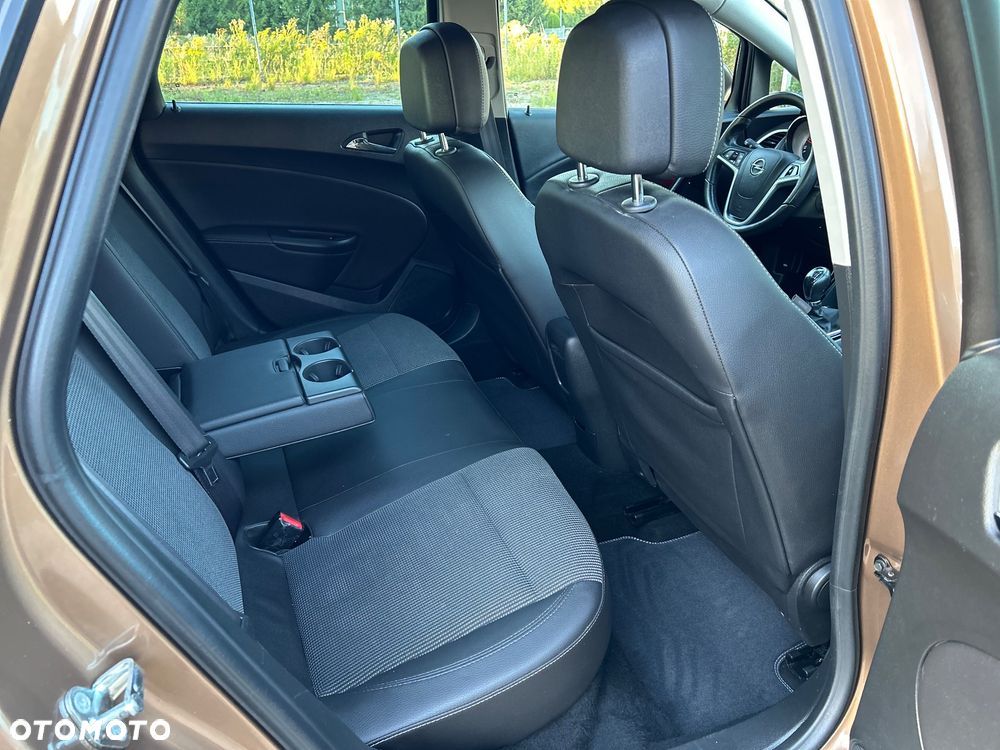 Opel Astra - 16