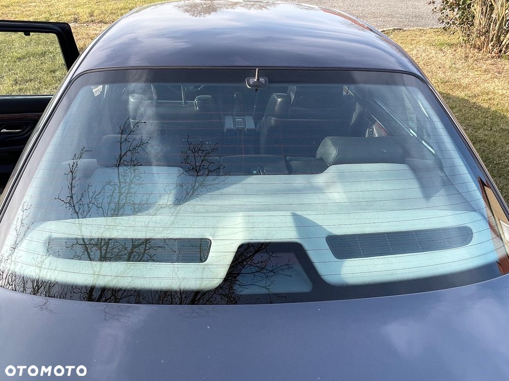 BMW Seria 7 740i - 13