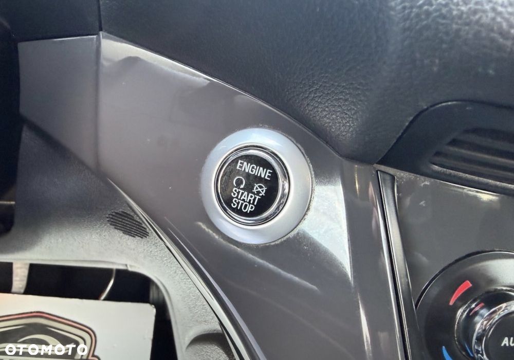 Ford Kuga 2.0 TDCi 2x4 Individual - 25