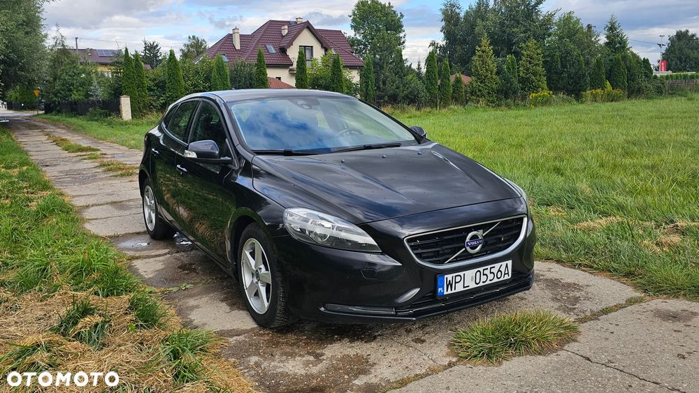Volvo V40 D2 Momentum - 2