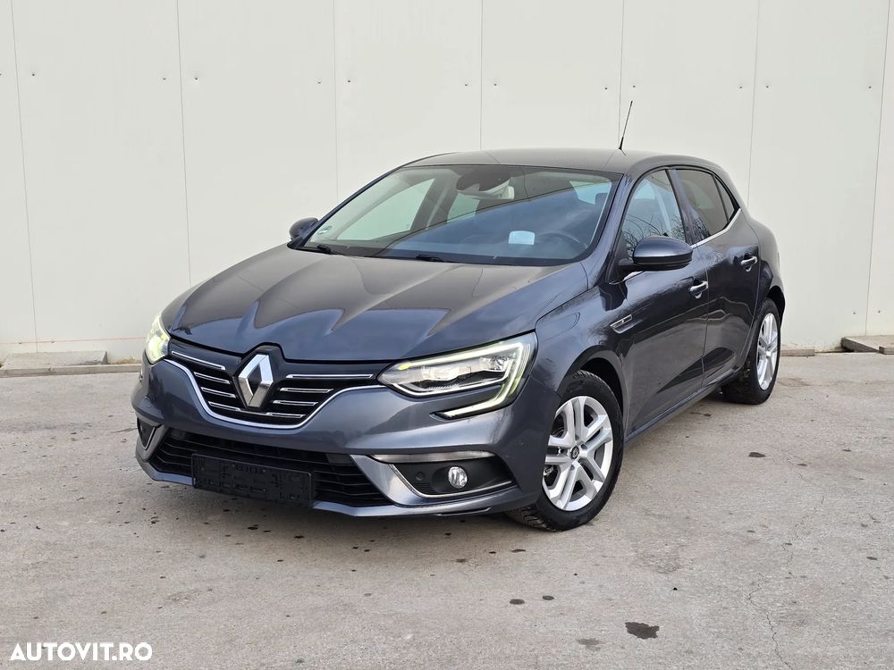 Renault Megane ENERGY TCe 130 BOSE EDITION - 4
