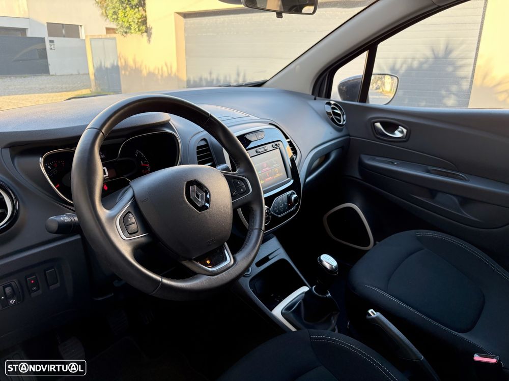 Renault Captur 0.9 TCE Exclusive - 27