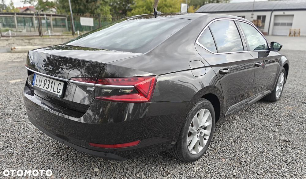 Skoda Superb 2.0 TSI Style DSG - 12