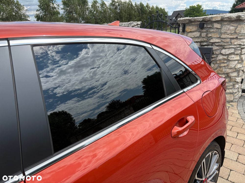 Kia Ceed 1.6 T-GDI GT DCT - 12