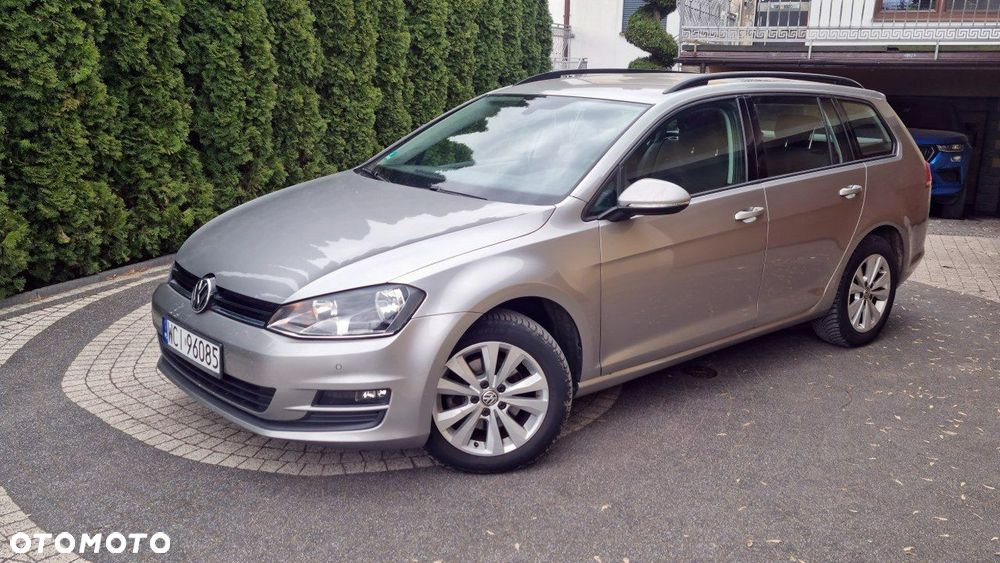Volkswagen Golf - 2
