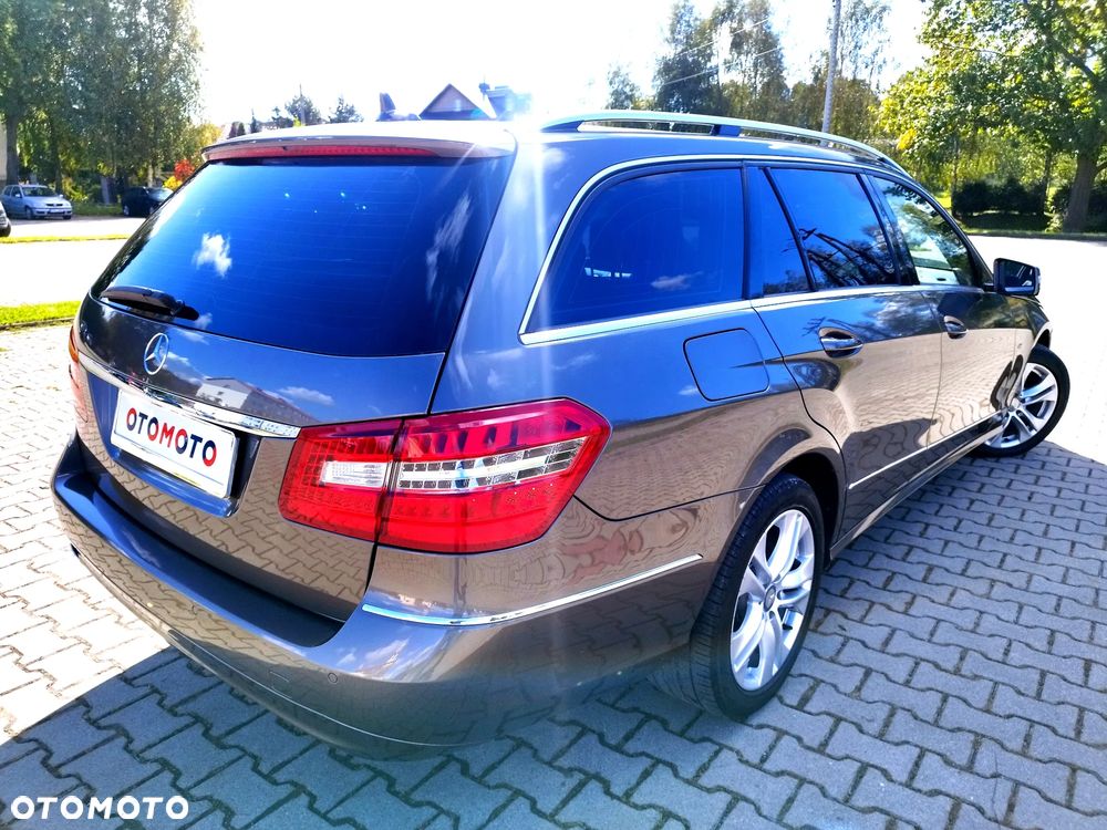 Mercedes-Benz Klasa E 200 CGI BlueEffICIENCY Avantgarde - 9