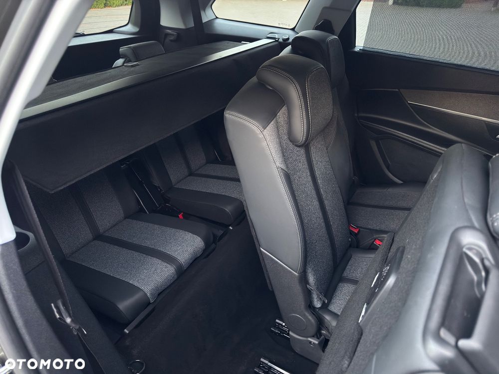 Peugeot 5008 BlueHDI 130 Allure Business-Paket - 39
