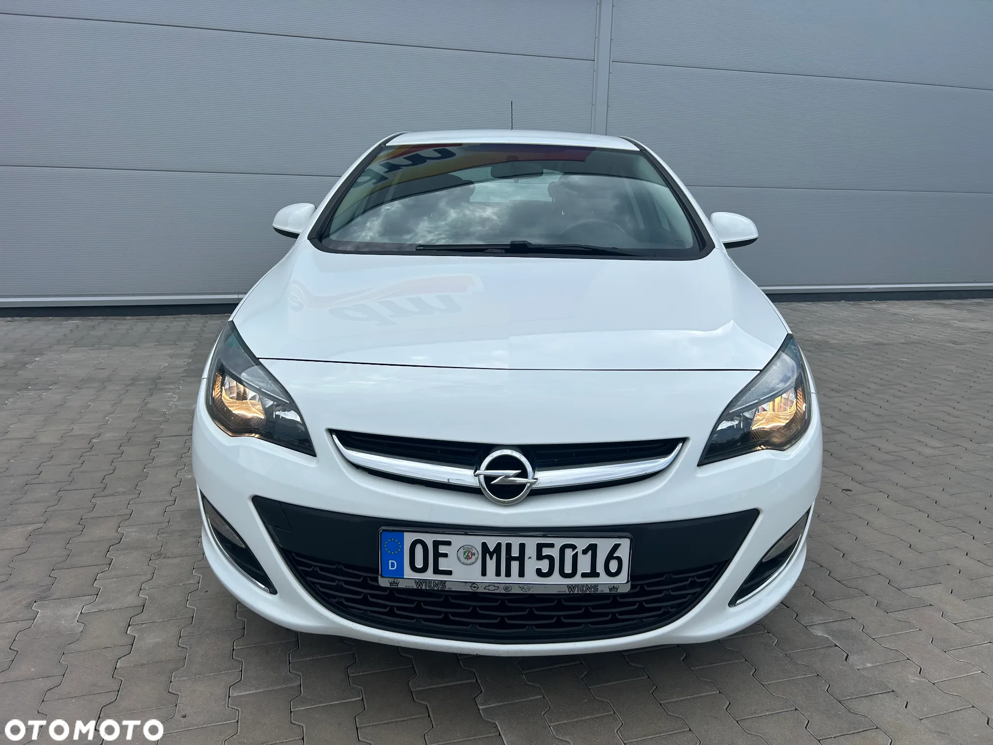 Opel Astra IV 1.4 Active - 2
