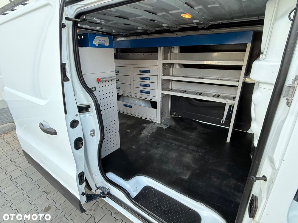 Opel Vivaro - 27