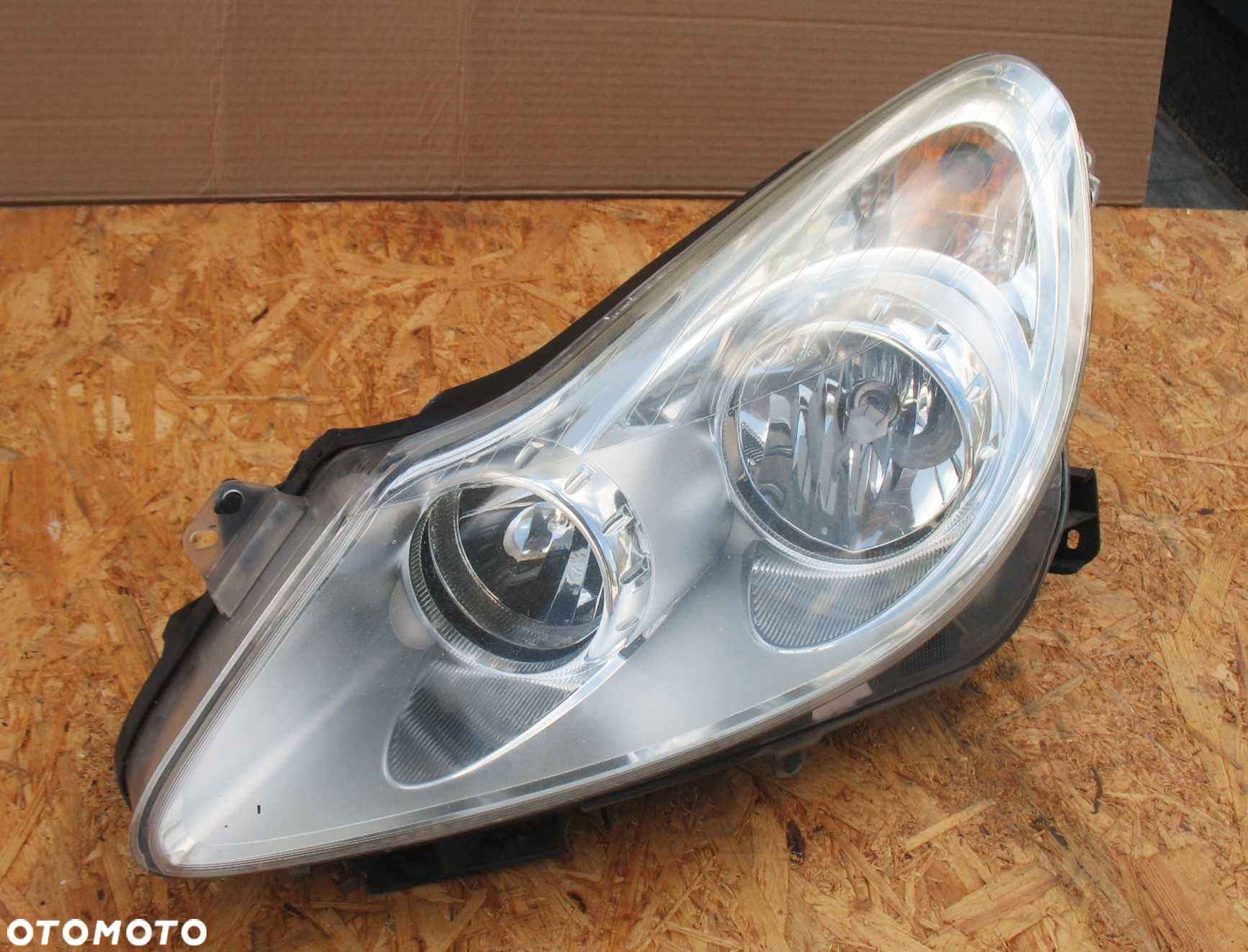 Opel Corsa D lampa Lewa przód Oryginał EU - 2