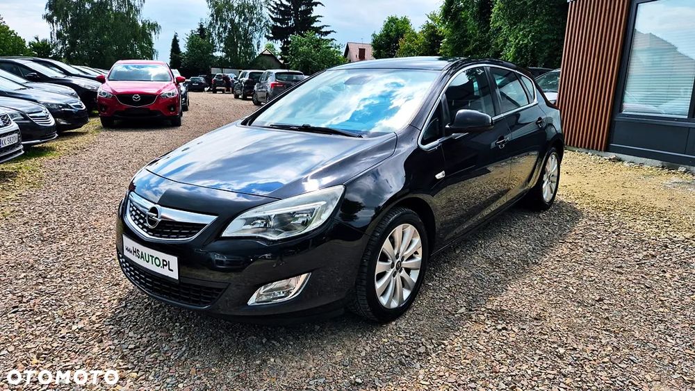 Opel Astra 1.4 T Cosmo - 25