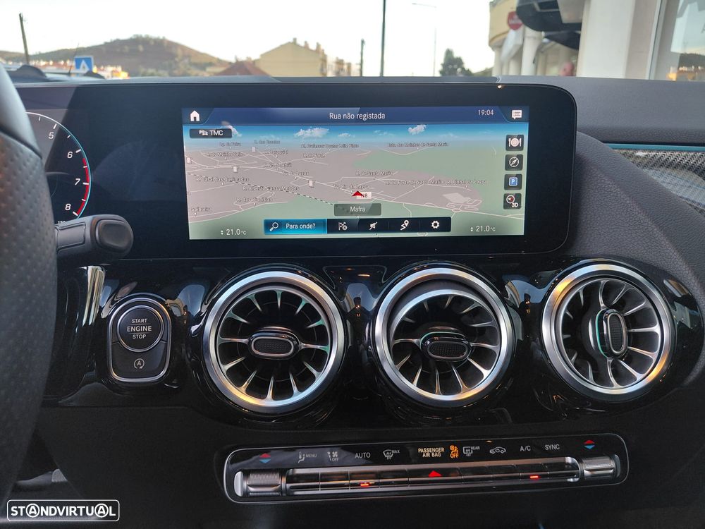 Mercedes-Benz GLA 200 AMG Line - 4