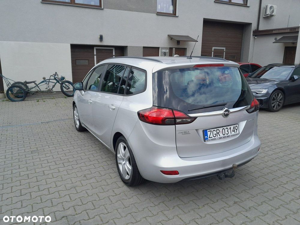 Opel Zafira - 3