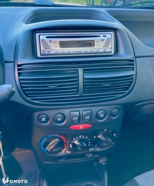 Fiat Punto 1.2 8V Active - 14