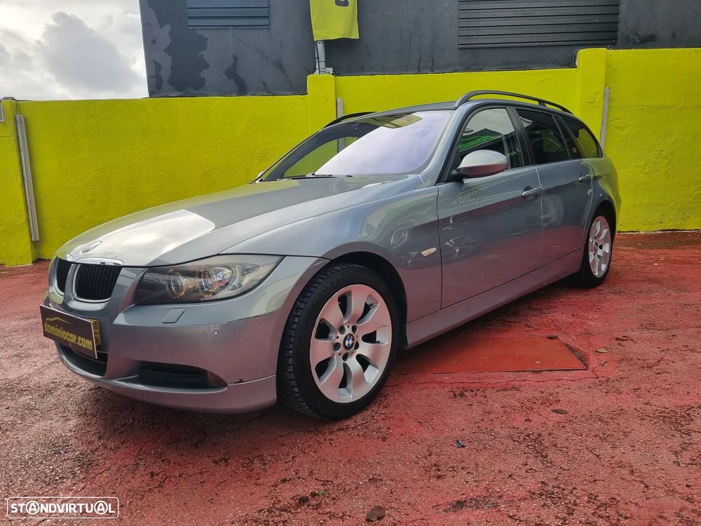 BMW 320 d Auto - 1