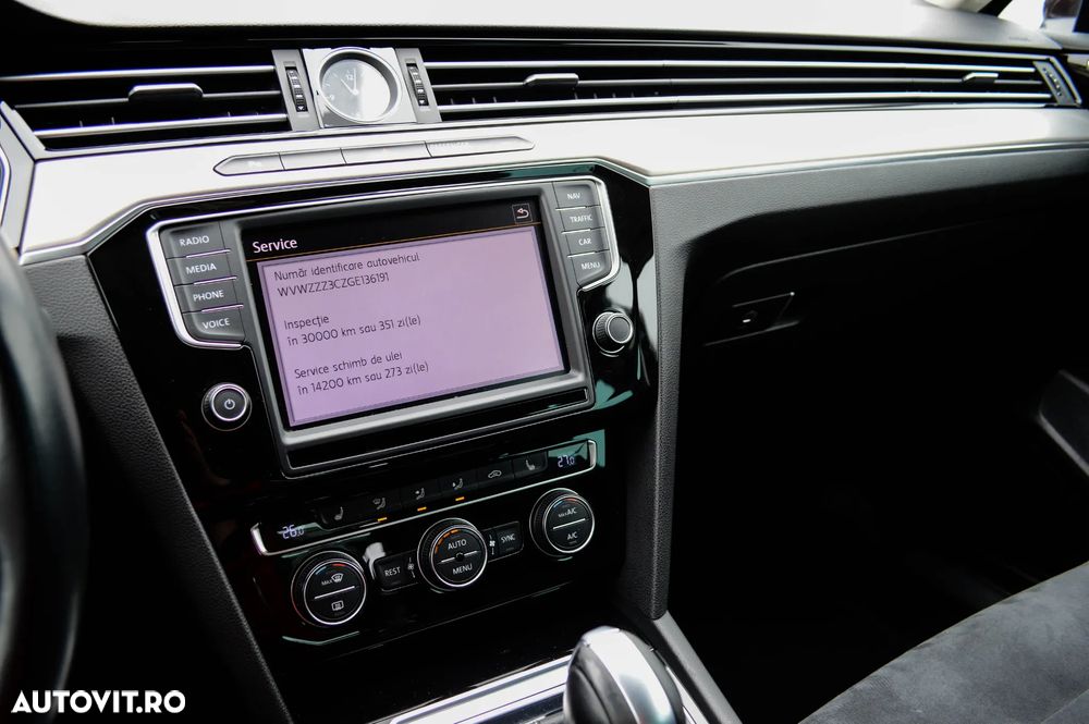 Volkswagen Passat 1.8 TSI (BlueMotion Technology) DSG Highline - 14