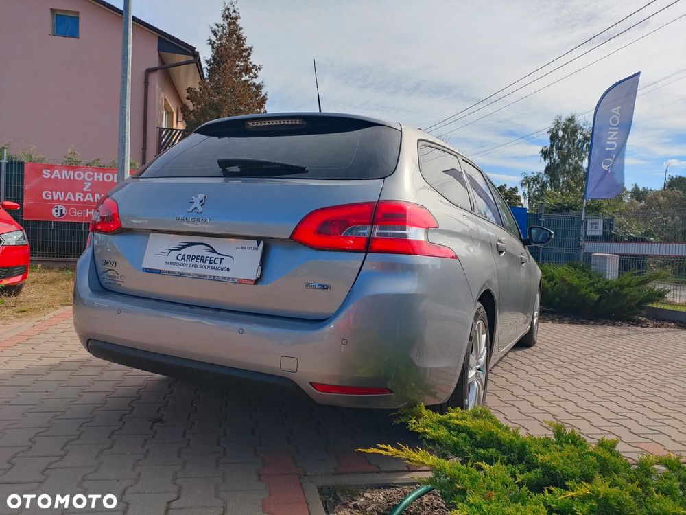 Peugeot 308 1.6 BlueHDi Style S&S - 9