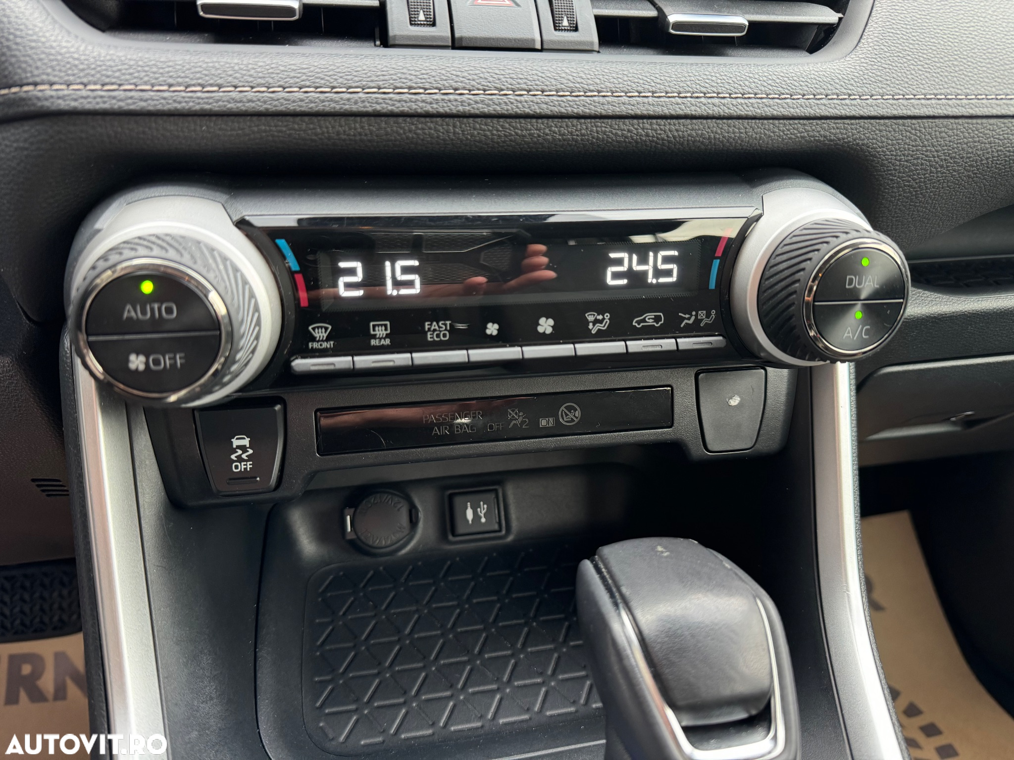 Toyota RAV4 2.5 4x4 Hybrid Comfort - 18