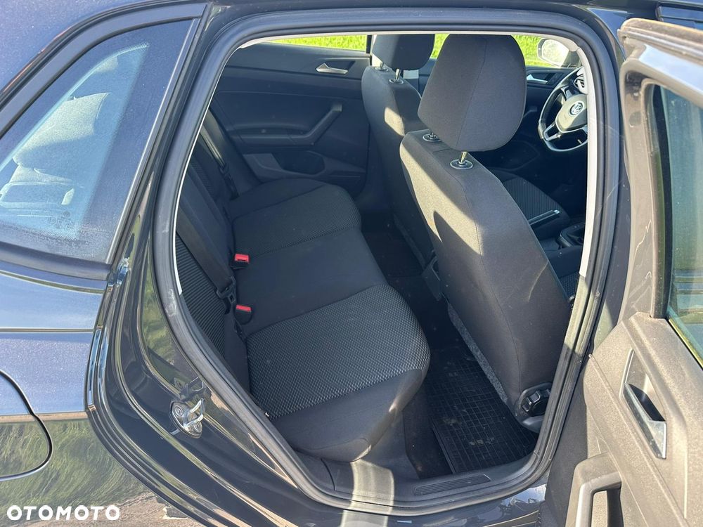 Volkswagen Polo - 11