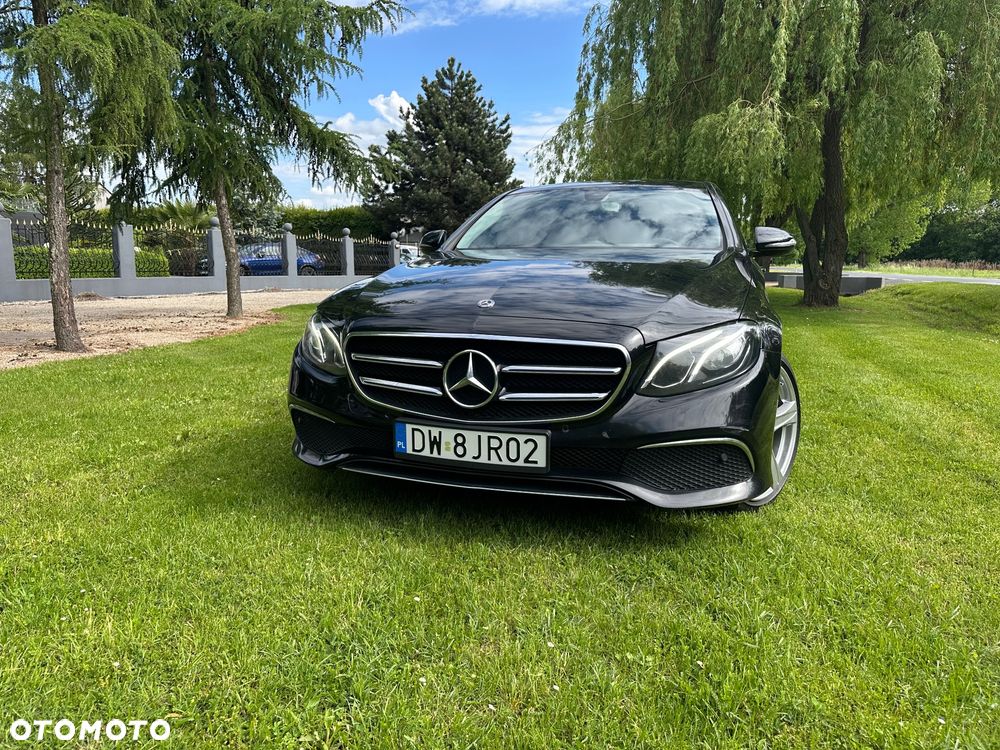 Mercedes-Benz Klasa E 200 d 9G-TRONIC - 23