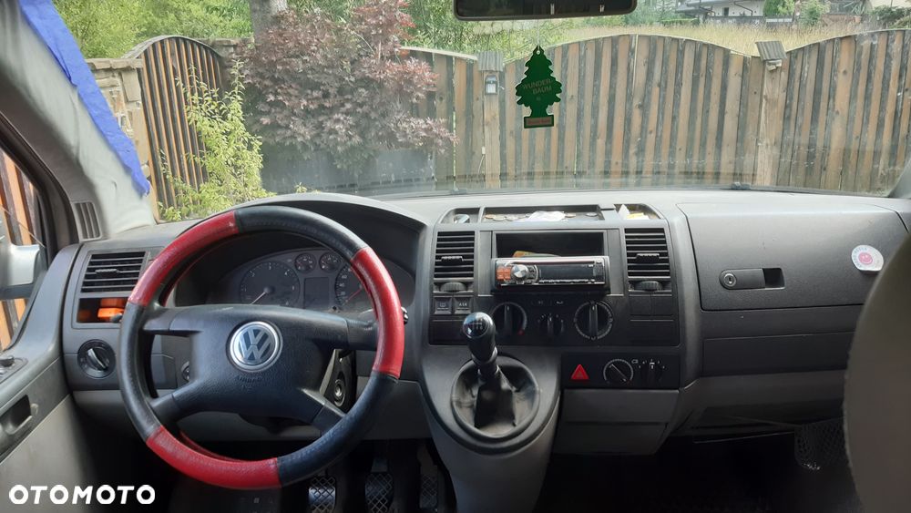 Volkswagen Transporter - 9