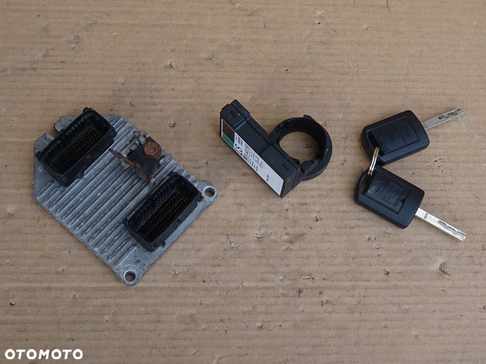 KOMPUTER STEROWNIK SILNIKA KOMPLET IMMO 1,8 Z18XE OPEL MERIVA ASTRA ZAFIRA VECTRA - 1