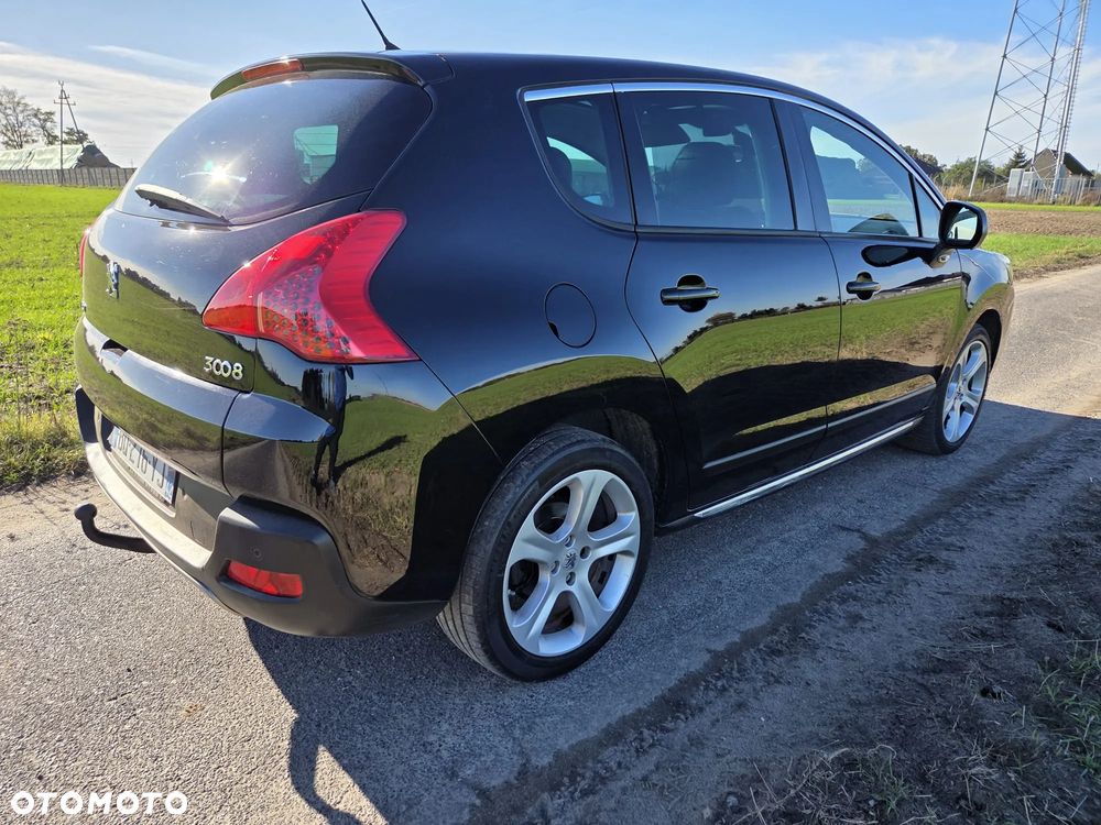 Peugeot 3008 HDi 160 Automatik Allure - 3