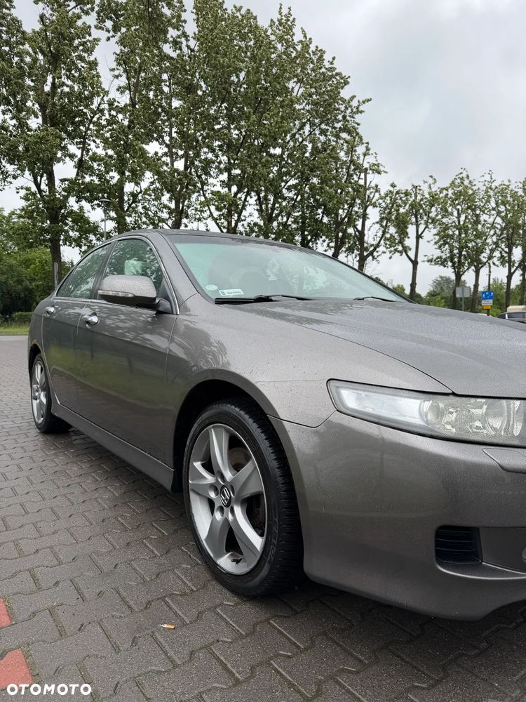 Honda Accord 2.0 Executive - 5