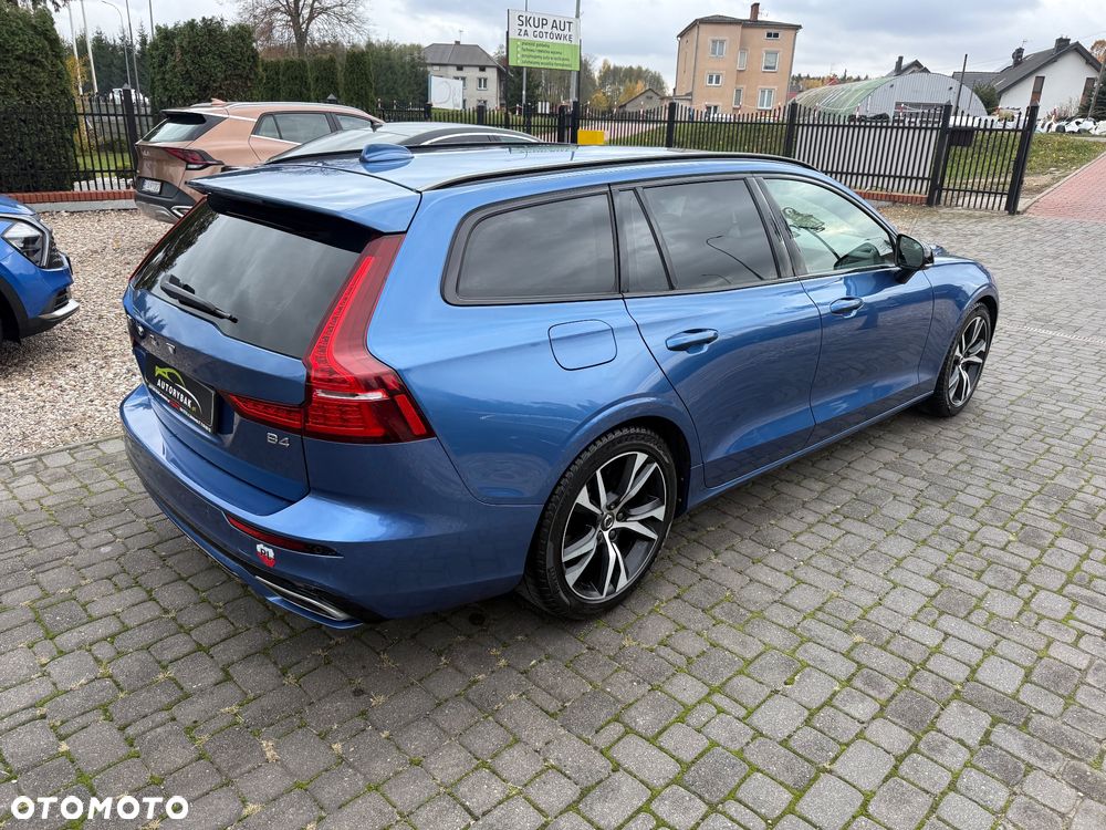 Volvo V60 T4 R-Design - 4