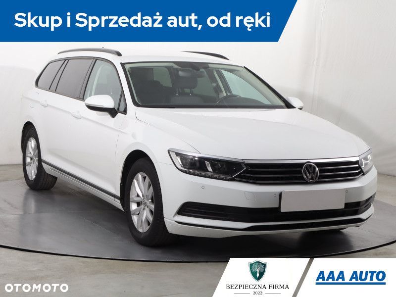 Volkswagen Passat Variant - 3