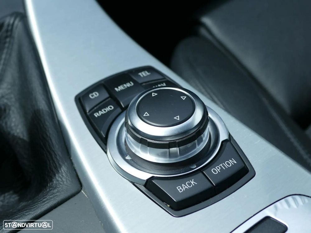 BMW 525 d Pack M - 26