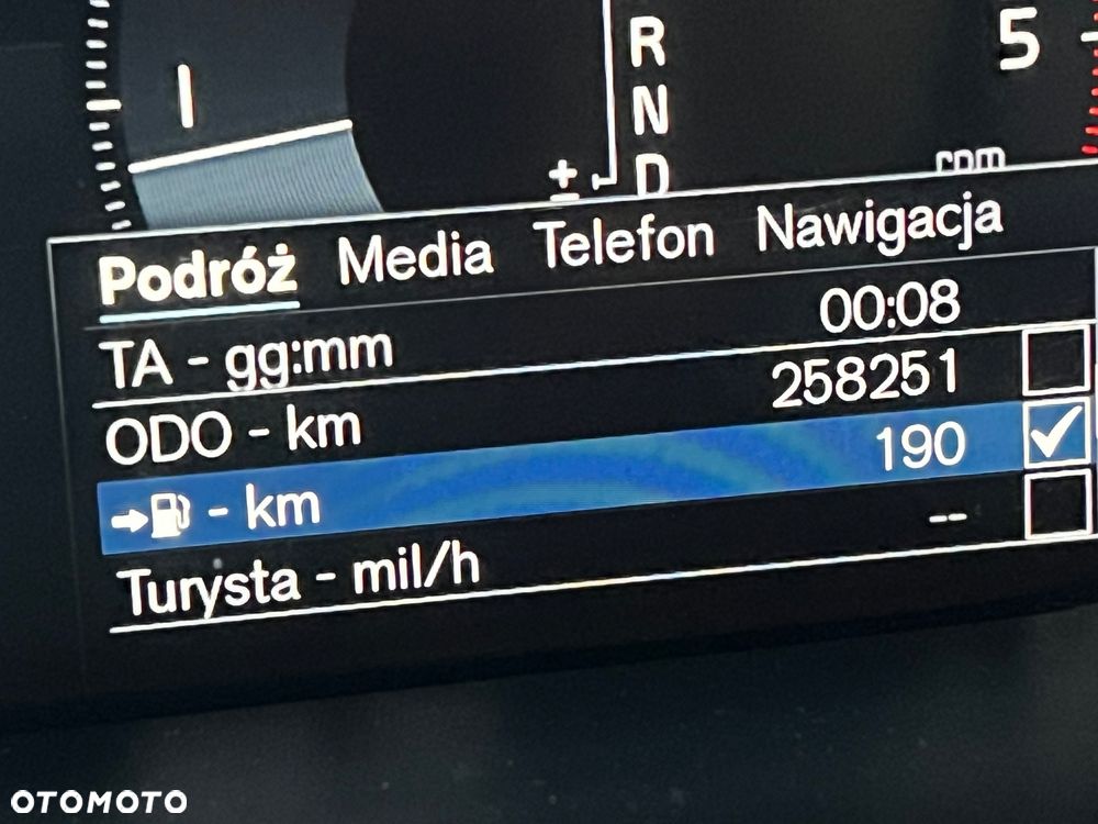 Volvo V90 Cross Country D5 SCR AWD - 7