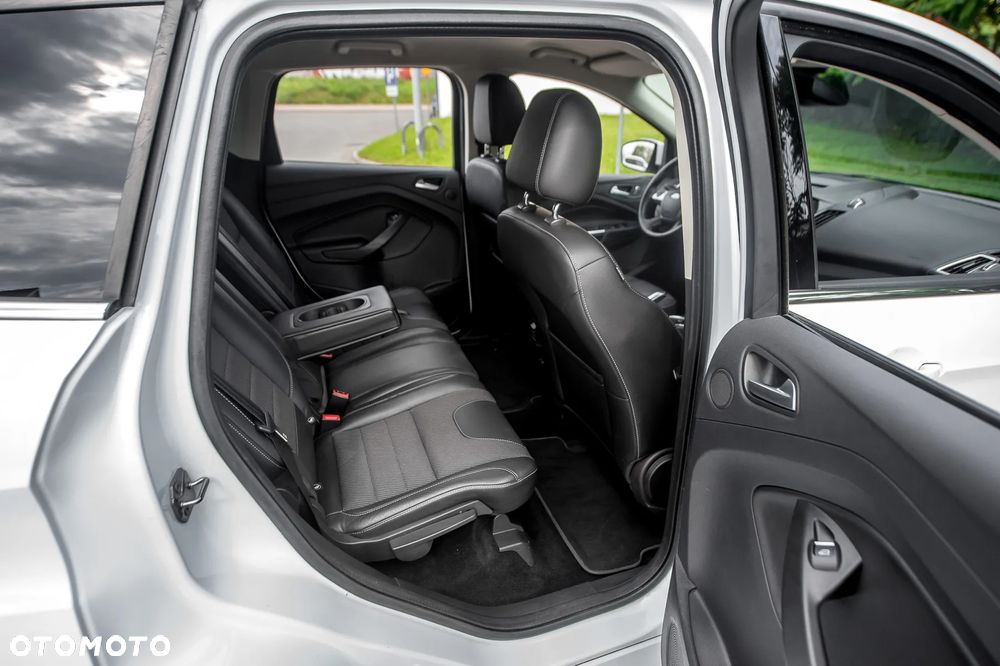 Ford Kuga 2.0 TDCi 4WD Titanium Plus - 22