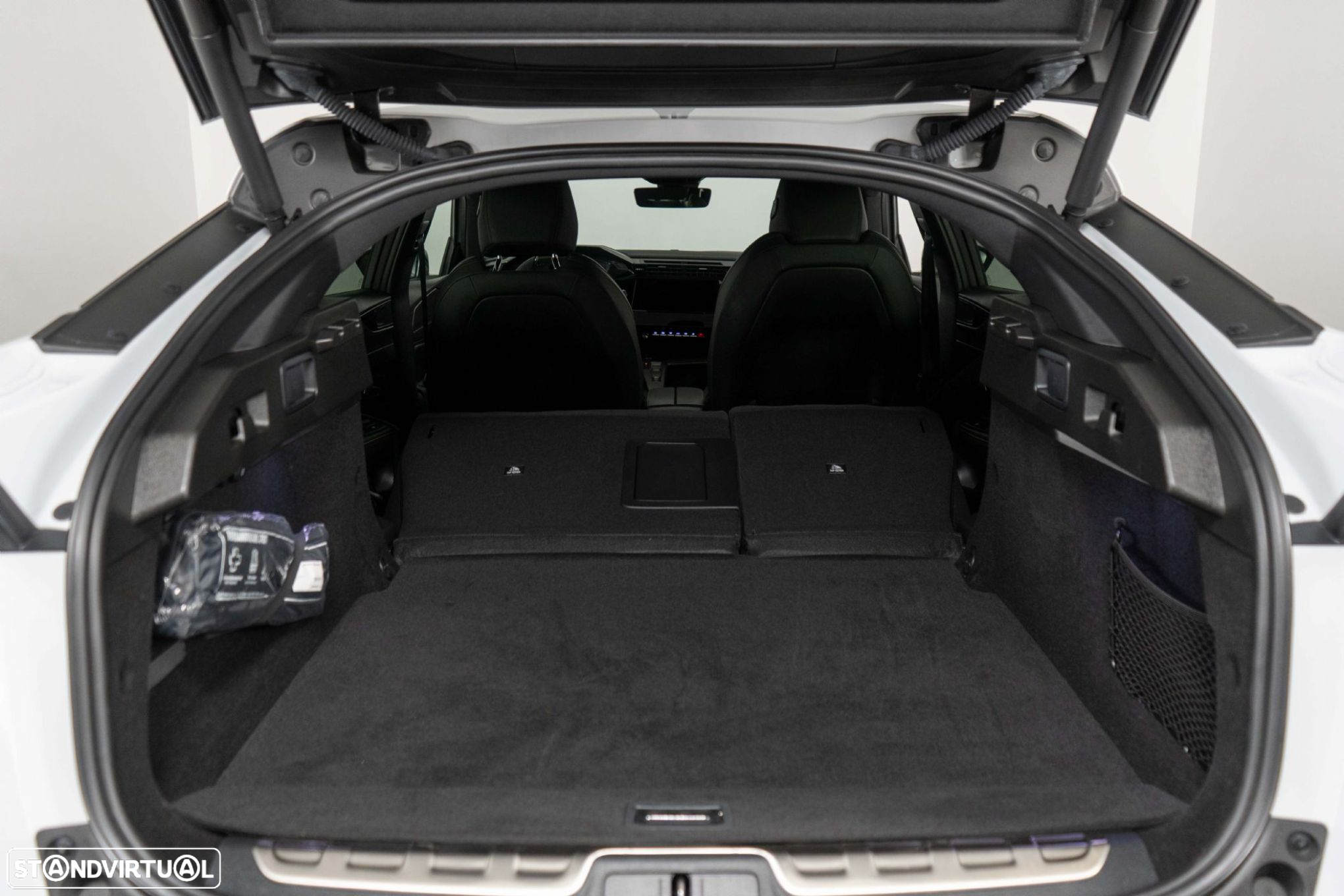 Peugeot 408 1.6 Hybrid GT e-EAT8 - 13