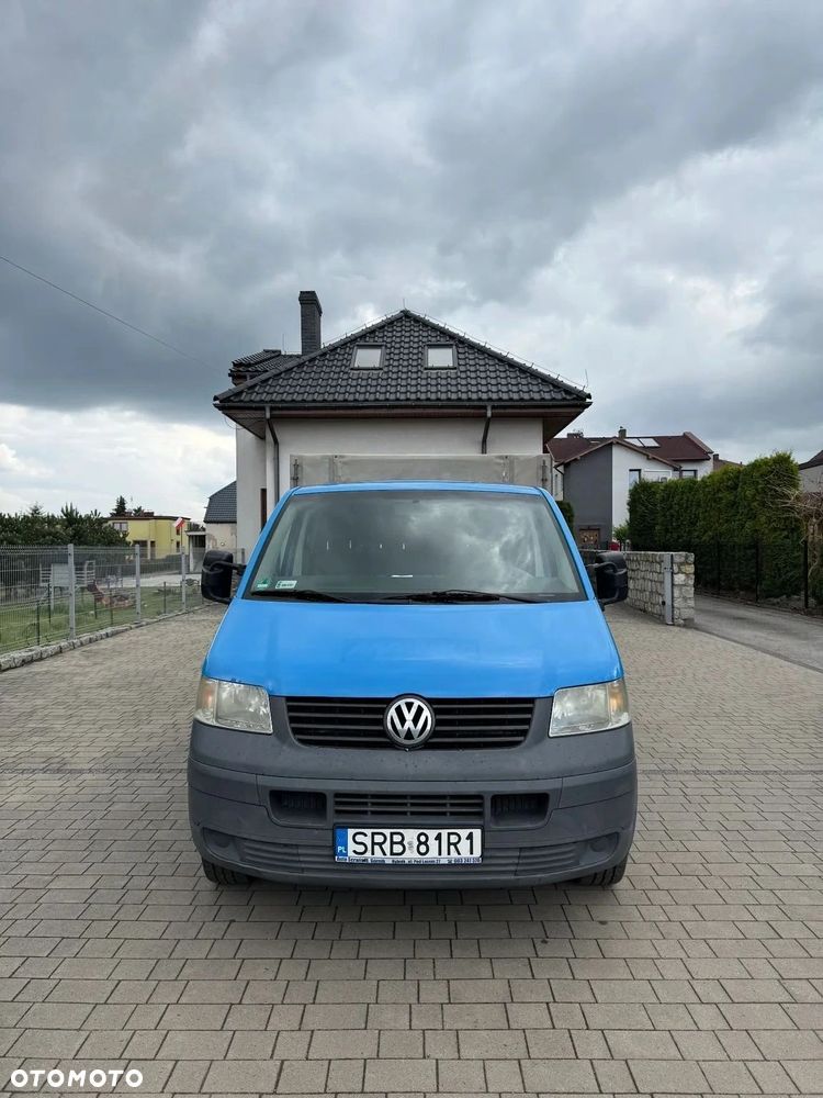 Volkswagen Transporter - 1