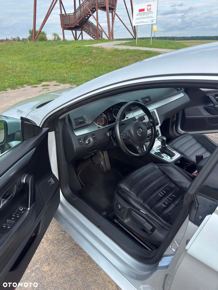 Volkswagen Passat 2.0 TDI Comfortline DSG - 4