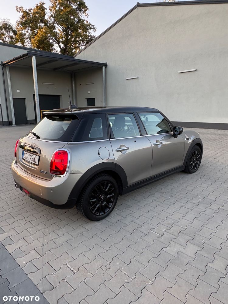 MINI Cooper Standard - 11