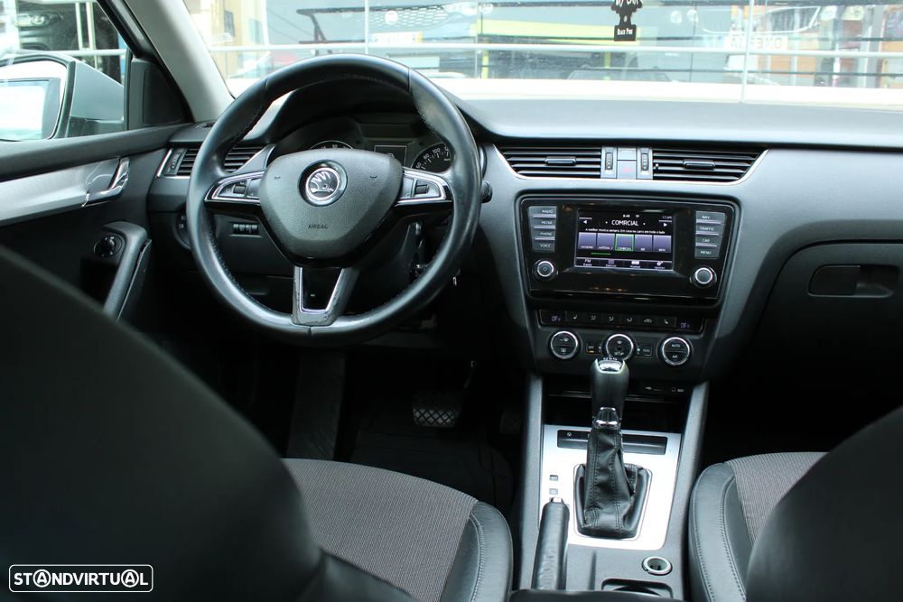 Skoda Octavia Break 1.6 TDI DPF DSG Classic - 5
