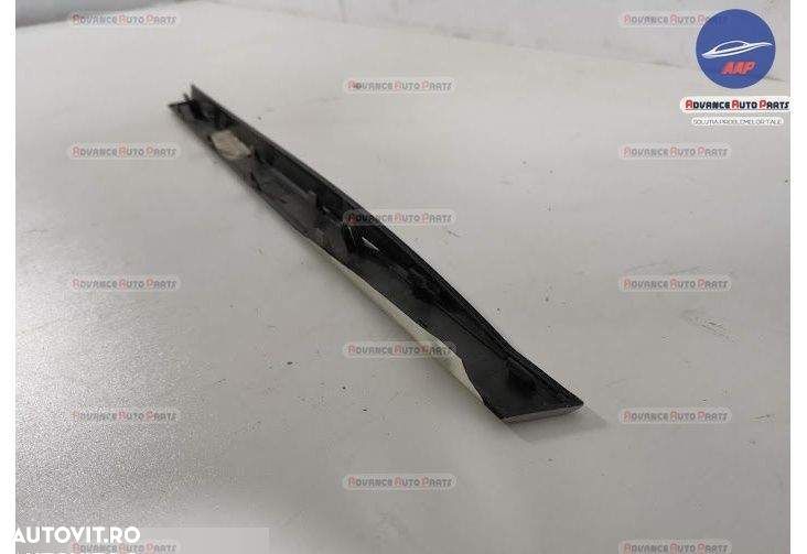 Ornament Usa Dreapta  L405  original Land Rover  Range Rover Vogue  4 - 6