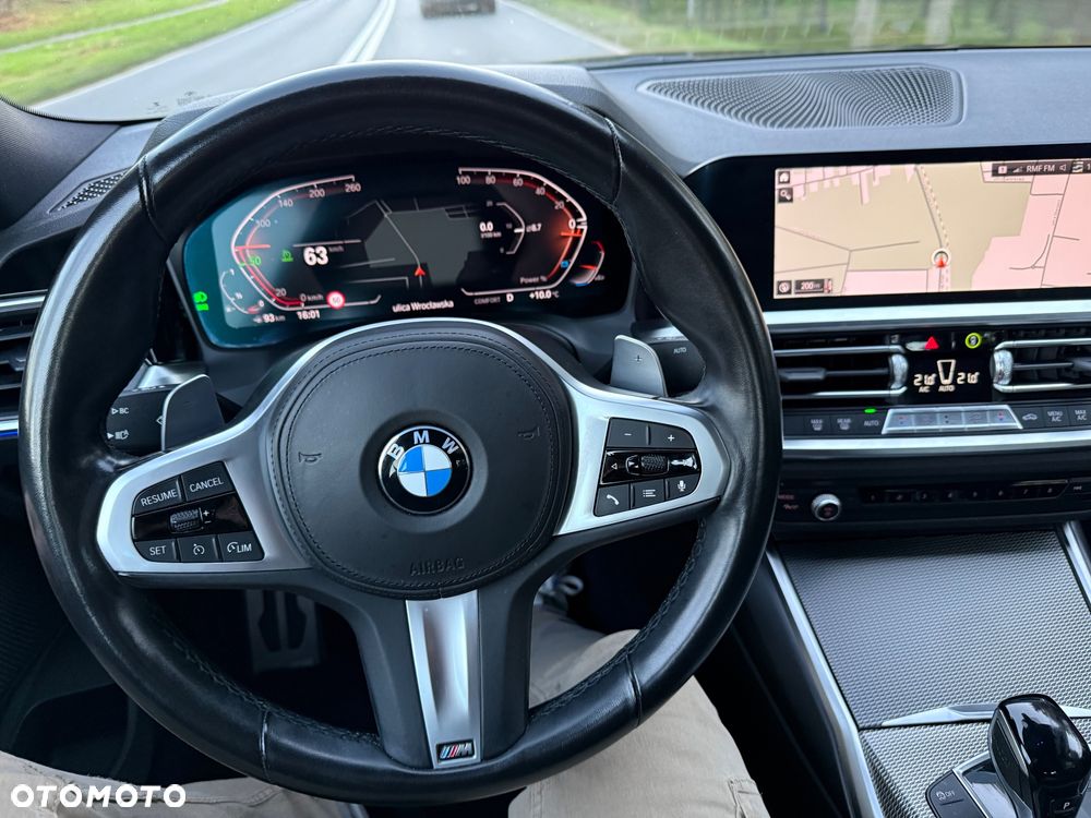 BMW Seria 3 320i M Sport Sport - 33