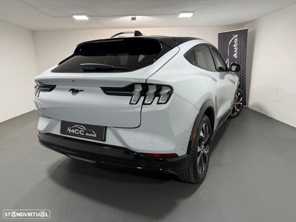 Ford Mustang Mach-E 98.7 kWh Premium AWD - 18