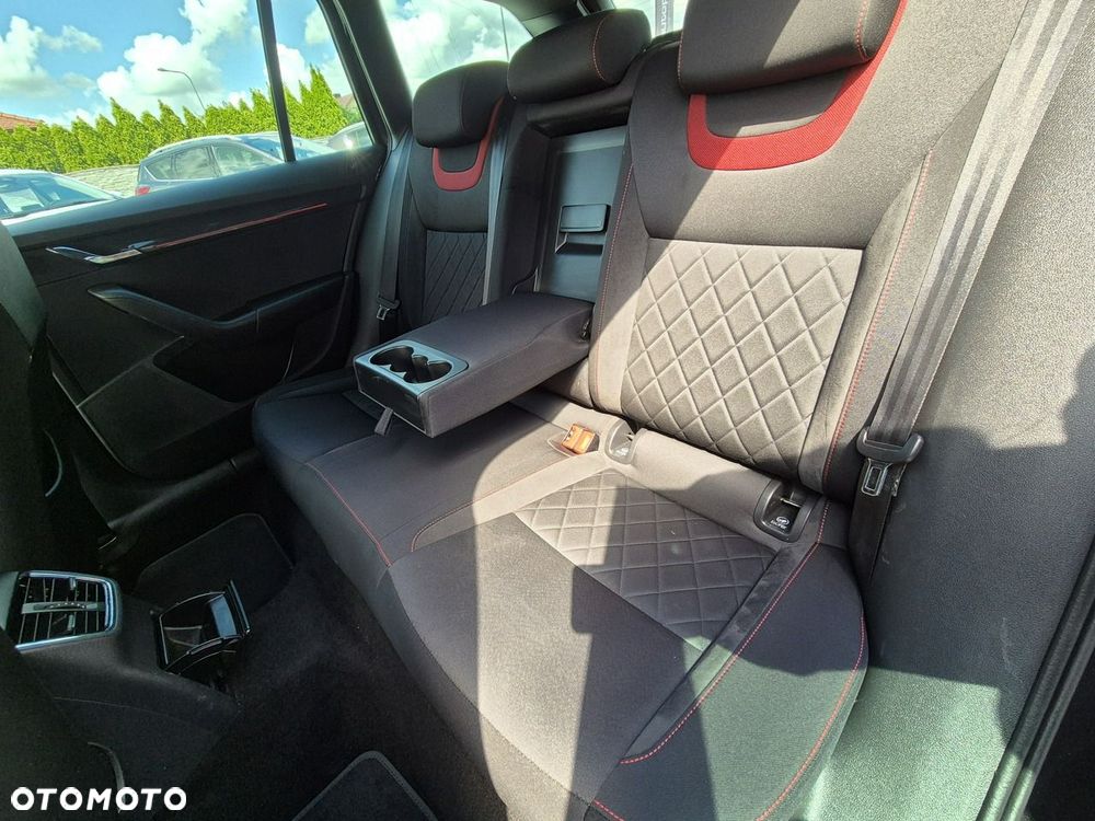 Skoda Octavia 2.0 TDI 4x4 DSG RS - 18