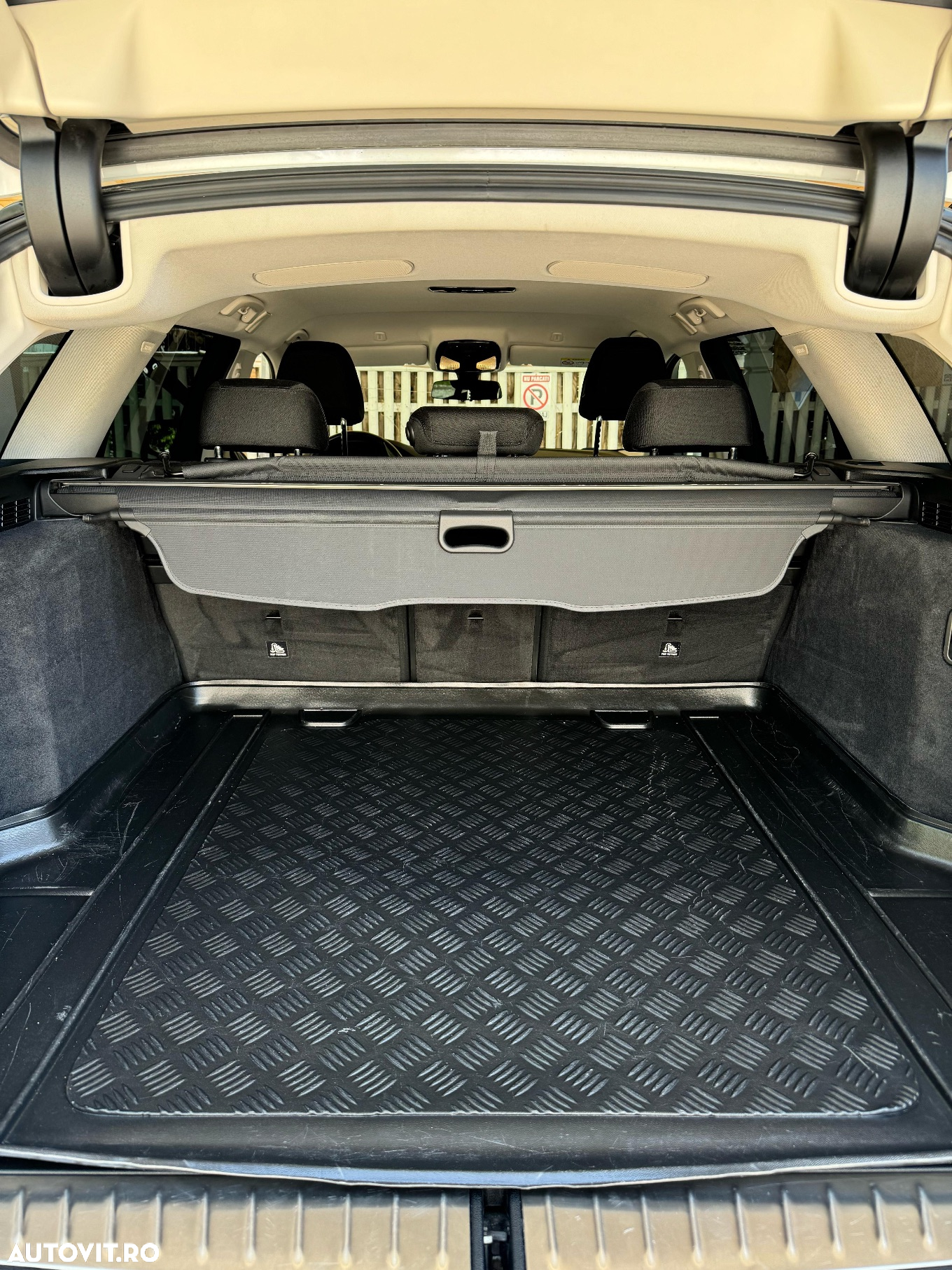 BMW Seria 5 520d xDrive Touring Aut. - 13