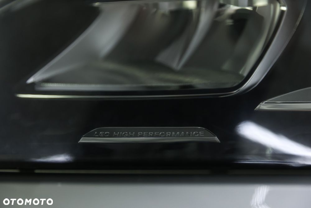 Mercedes-Benz CLA 200 7G-DCT AMG Line - 5