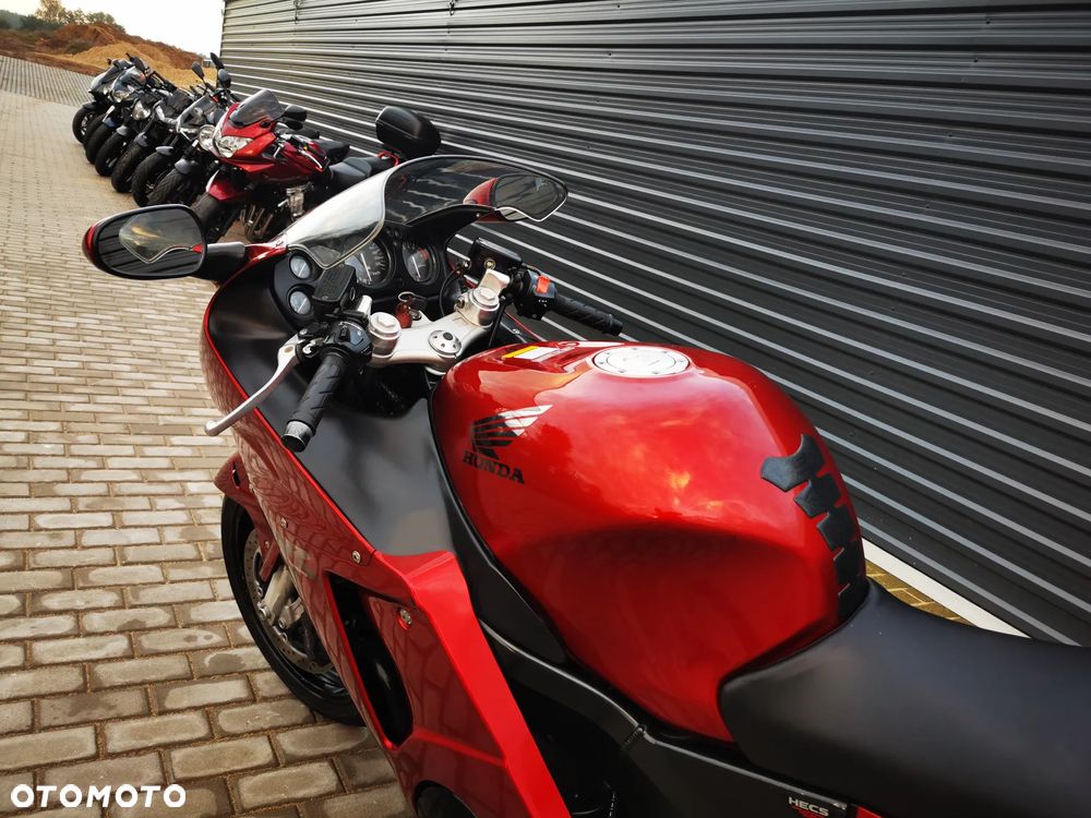 Honda CBR - 12