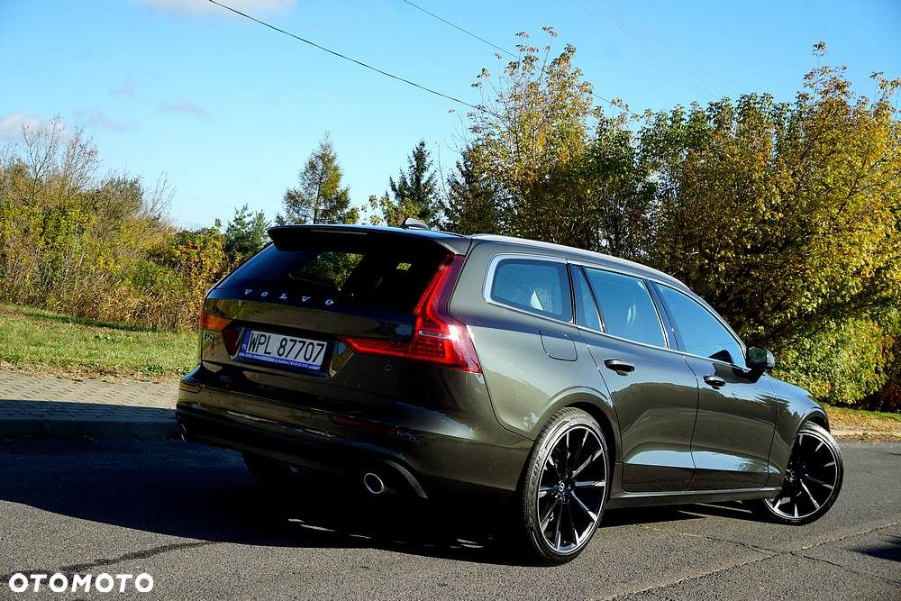 Volvo V60 2019 photo 3