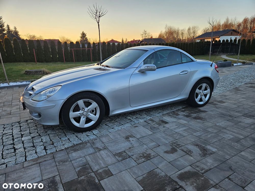Mercedes-Benz SLK 300 Sport Edition - 2
