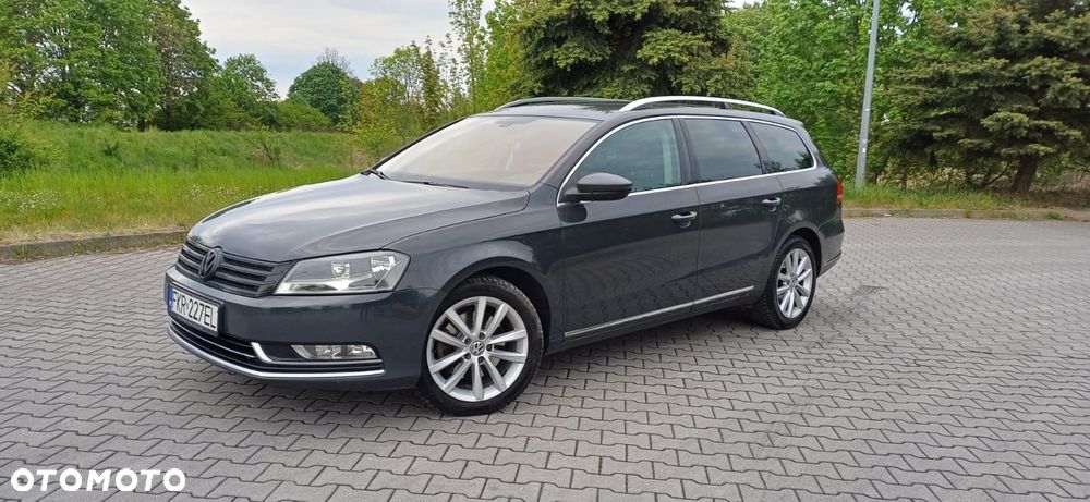 Volkswagen Passat - 2