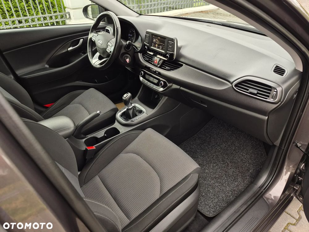 Hyundai i30 1.4 Comfort - 8