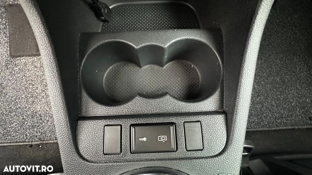 Skoda Fabia 1.2 TSI Ambiente - 3